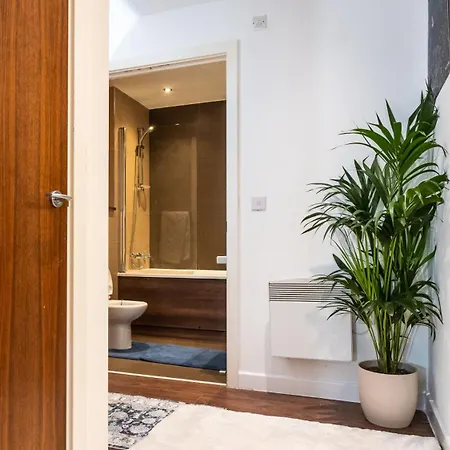 Mega1 Luxury Spacious 1bedroom Apartment, Manchester