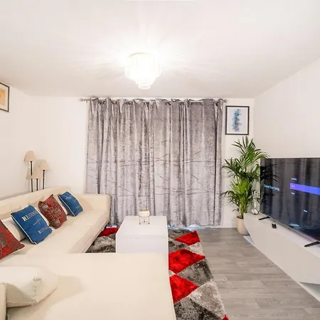 Mega1 Luxury Spacious 1bedroom Apartment, Apartman Manchester