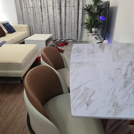 Apartman Mega1 Luxury Spacious 1bedroom Apartment, *