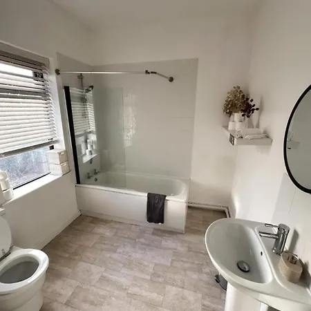 Fulfill Walkden * Manchester