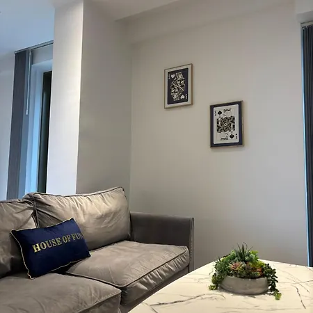 Entire Modern In Centre Apartment Manchester