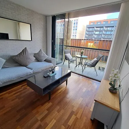 Relaxing Retreat In Castlefield דירה