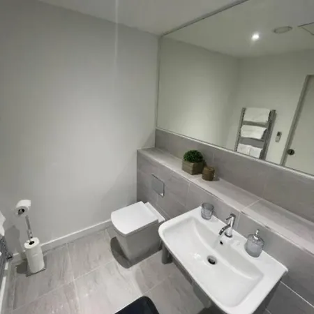Paragon House Old Trafford Apartment *
