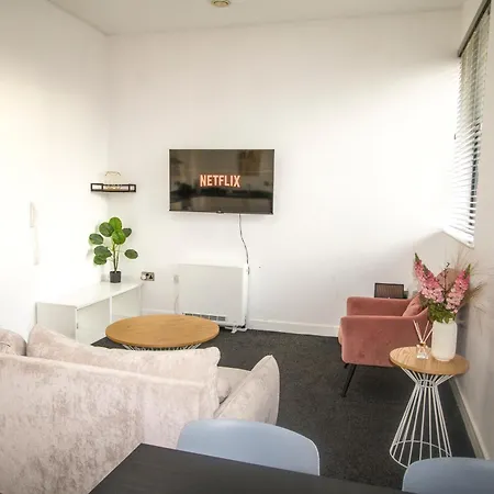 Spacious 2br Flat Stadium Links * Manchester