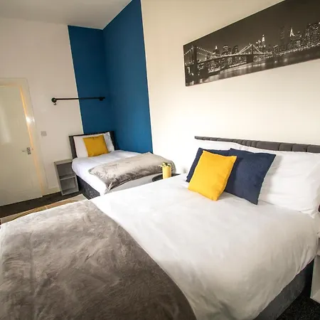 Cosy 1 Bedroom Flat-free Parking *