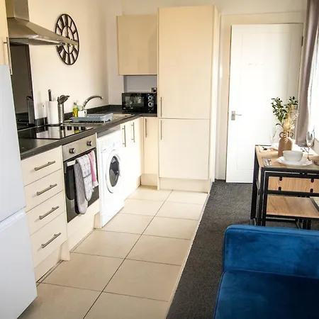 Apartment Cosy 1 Bedroom Flat-free Parking *