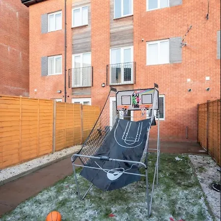 5 Bed House- 5mins To City Centre - Sleeps 8 * Manchester