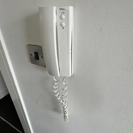 Apartment Quay House - Salford - 2bdr Sleeps 7, Spacious & Quiet - Free Parking - Close To Centre, United & The Lowry *