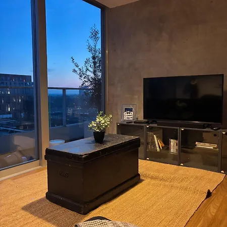 Centre Rooftop With Free Secure Parking