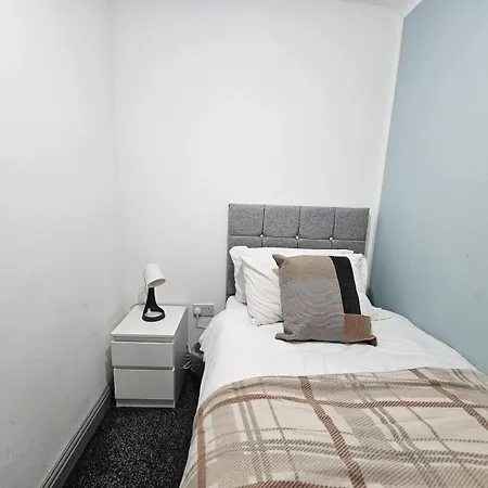 Landcross Co-living - Private Self-cater Semesterbostad *