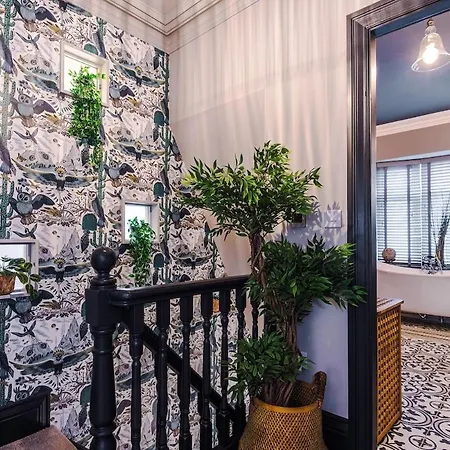 Unique In Northenden Urban Oasis Sleeps 8 Nyaraló Manchester