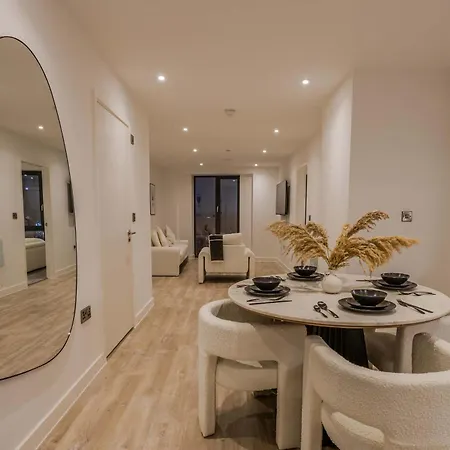 Bianco 2br With Views * Mánchester