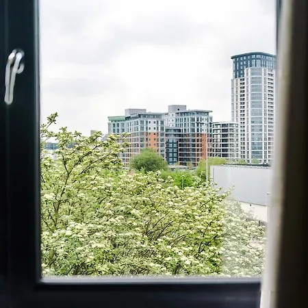 Appartement Free Parking, Sleeps 6, Spacious Home, Prime Salford Location Manchester