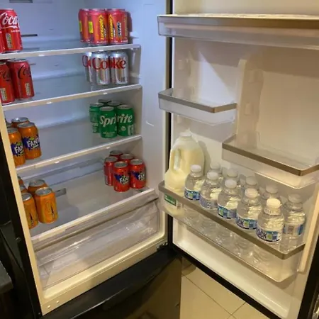 Ferienhaus -sleeps 10 People Spacious House -fast Free Wifi -free Parking -contractor Friendly