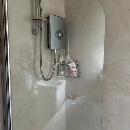 Cosy 3 Bedroom House To Rent