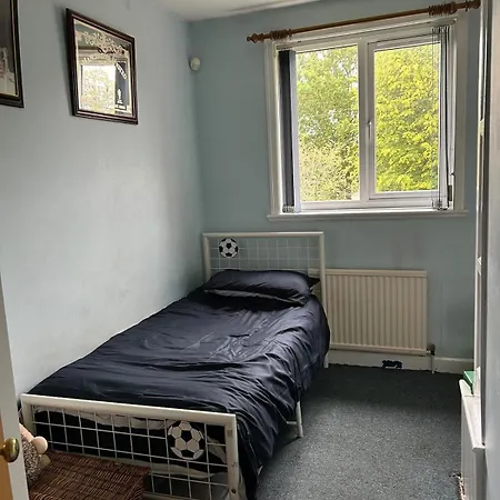 Cosy 3 Bedroom House To Rent Apartament Manchester