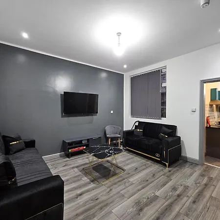 Holiday home Landcross Co-living - Private Self-cater