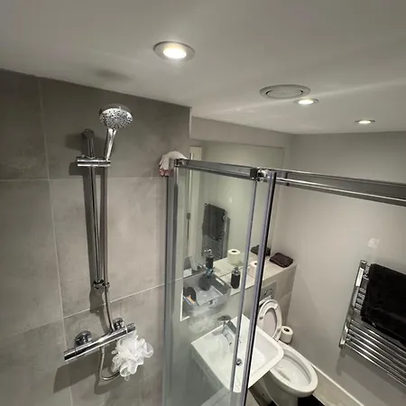 Regent Plaza Apartment