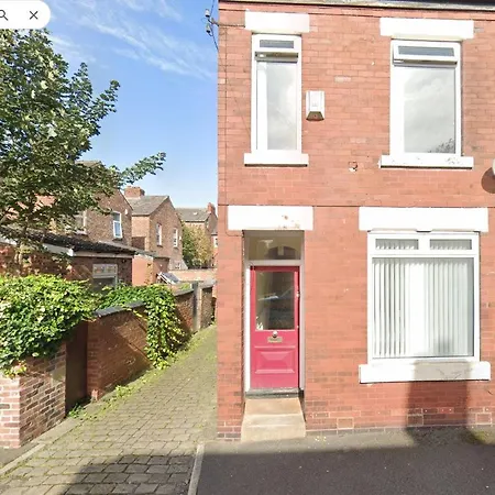 Holiday home Urban Haven Hall Luxury Rusholme, Near Centre Hospitals