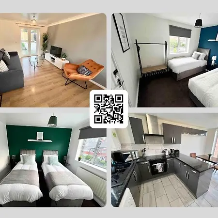 Spacious 3-bedroom House With 5 Beds And Sofa-bed * Manchester