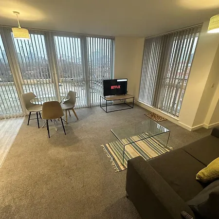 Apartment Adelphi Wharf By Beehosting