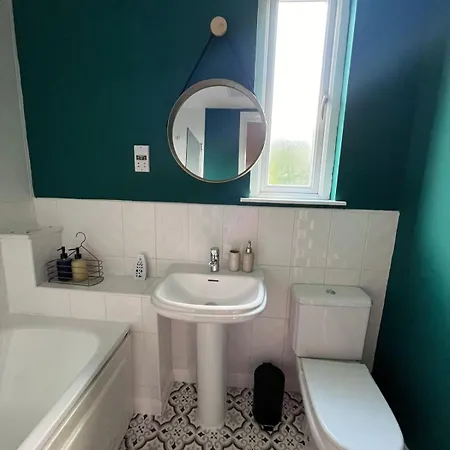 Cute 3 Bedroom House Near Etihad Stadium And Coop Arena With Parking Appartamento Manchester