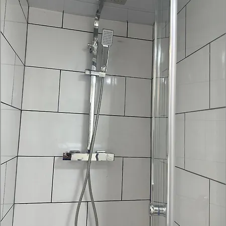 Apartamento Newly Built Private Ensuite