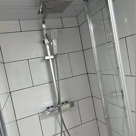 Newly Built Private Ensuite