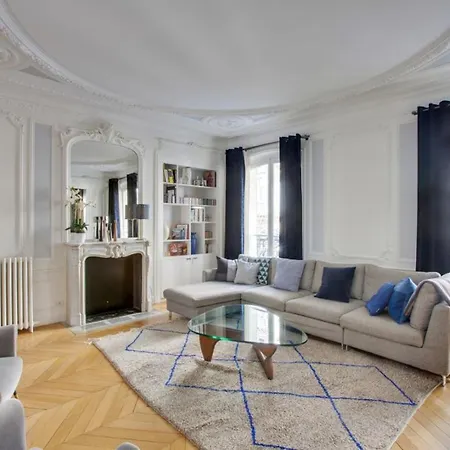 Deluxe In The Relaxing Area Apartment