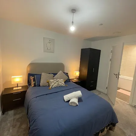 2 Bedroom In Μάντσεστερ