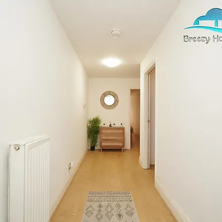 Spacious Center Gem شقة مانشستر