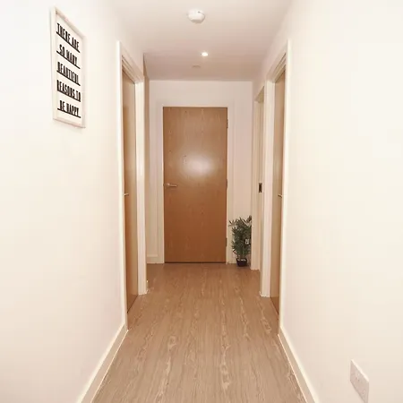 Apartment Obi's House&suites - Luxury 2bed Duplex With Balcony *
