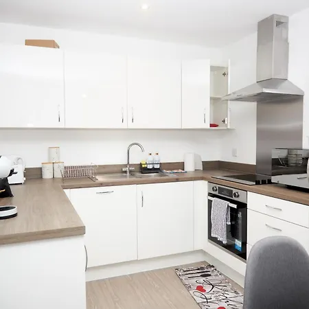 Obi's House&suites - Luxury 2bed Duplex With Balcony 아파트 맨체스터
