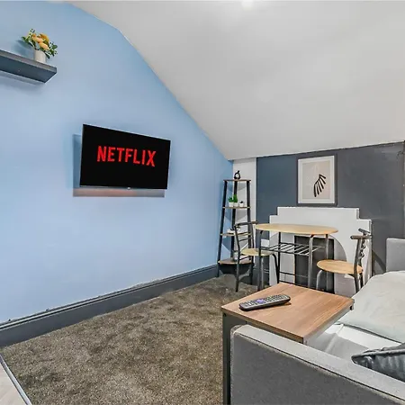 Cosy Apt By Kammili Properties - Manchester With Free Parking, Near City Centre *