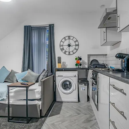 Cosy Apt By Kammili Properties - Manchester With Free Parking, Near City Centre Apartment *