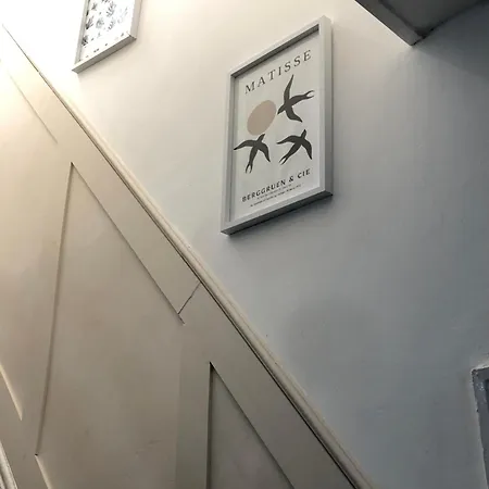 Casa vacanze Modern Townhouse-free Parking-games Room-fast W-ifi