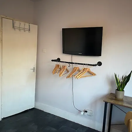 Private * Manchester