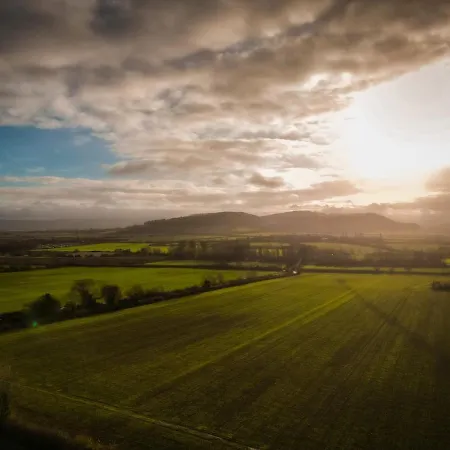 East Barn- Luxury Countryside *