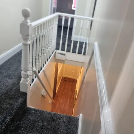 2 Beds Suburb Nestled Nook Apartamento *