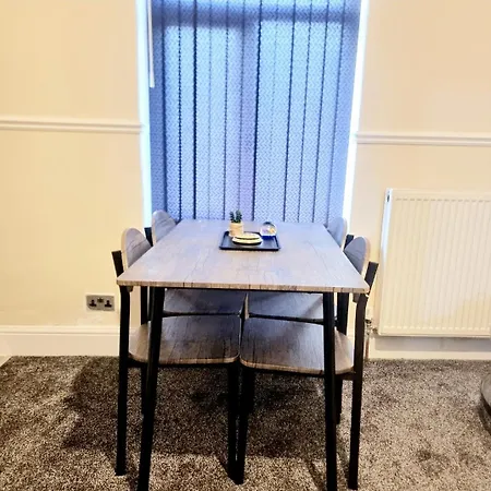 2 Beds Suburb Nestled Nook Apartment