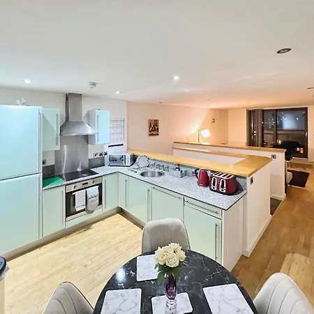 شقة Modern Duplex Centre مانشستر