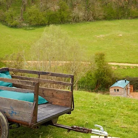 Bredon Hill Shepherds Hut & Hot Tub Vakantiehuis Manchester