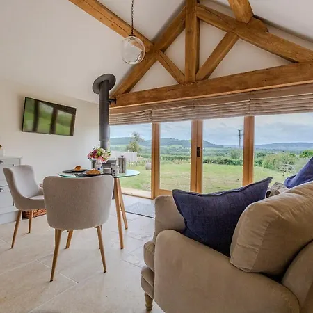 The Cart Shed - Romantic Hideaway With A View! Manchester