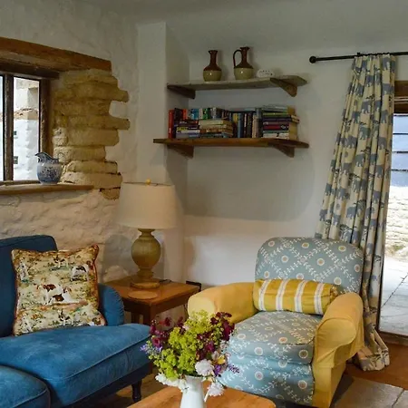 Beautiful Cotswold With Hot Tub