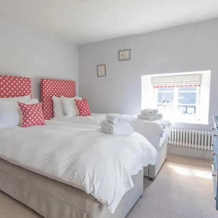 Beautiful Cotswold With Hot Tub Casa de Férias *