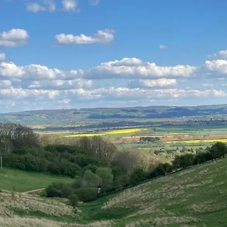 Beautiful Cotswold With Hot Tub Дом отдыха