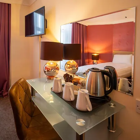 Hotel Sachas 3*