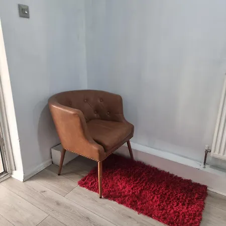 Holiday home Spacious House In Manchester