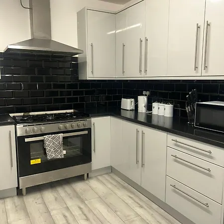 Casa de Férias Charming Victorian Retreat 4br House In Manchester