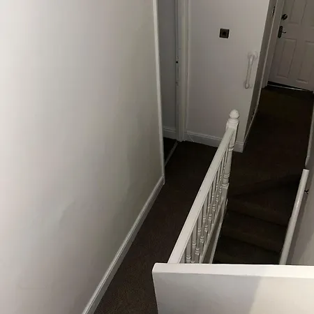 Charming Victorian Retreat 4br House In *